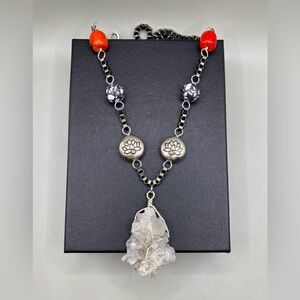 🪷Clear Quartz Lotus Flower Coral White Malachite Necklace